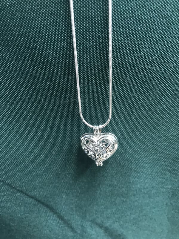 Heart necklace 3.0 - Jewelry